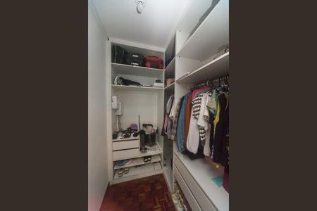 Casa de condomínio à venda com 540m², 4 quartos e 5 vagascloset suite 3