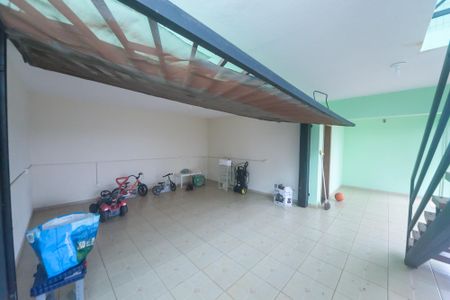 Casa de condomínio à venda com 540m², 4 quartos e 5 vagasGaragem