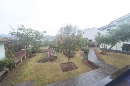 Casa de condomínio à venda com 540m², 4 quartos e 5 vagasQuintal