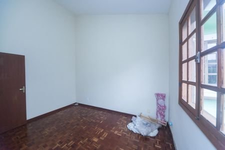 Casa de condomínio à venda com 540m², 4 quartos e 5 vagassuite 1
