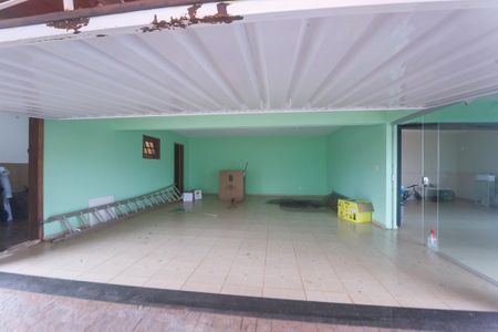 Casa de condomínio à venda com 540m², 4 quartos e 5 vagasGaragem