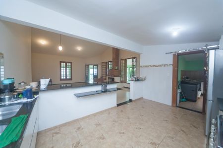 Casa de condomínio à venda com 540m², 4 quartos e 5 vagasCozinha