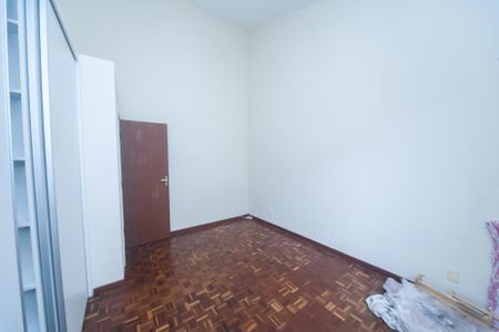 Casa de condomínio à venda com 540m², 4 quartos e 5 vagassuite 1