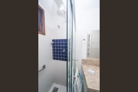 Casa de condomínio à venda com 540m², 4 quartos e 5 vagasBanheiro suite 1
