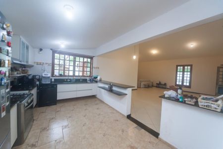 Casa de condomínio à venda com 540m², 4 quartos e 5 vagasCozinha