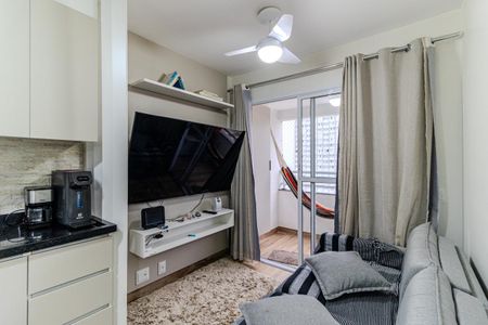 Apartamento para alugar com 38m², 1 quarto e sem vaga Apartamento para alugar com 38m², 1 quarto e sem vagaSala