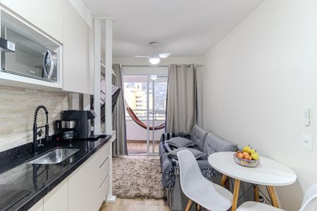 Apartamento para alugar com 38m², 1 quarto e sem vaga Apartamento para alugar com 38m², 1 quarto e sem vagaSala e Cozinha