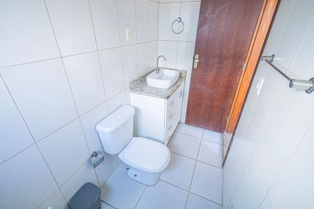 Apartamento para alugar com 55m², 2 quartos e sem vaga Apartamento para alugar com 55m², 2 quartos e sem vagaBanheiro