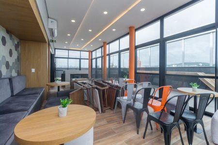 Apartamento para alugar com 58m², 1 quarto e 1 vaga