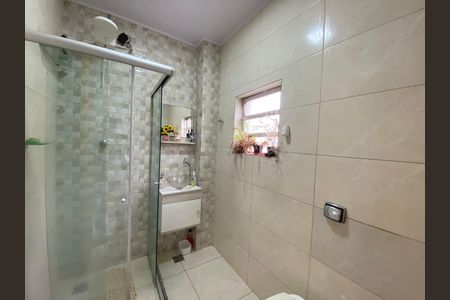 Casa à venda com 200m², 2 quartos e sem vaga