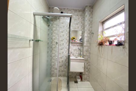 Casa à venda com 200m², 2 quartos e sem vaga