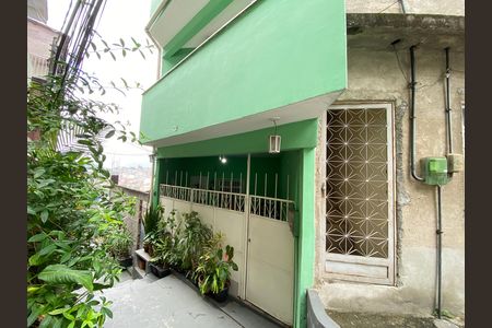 Casa à venda com 200m², 2 quartos e sem vaga