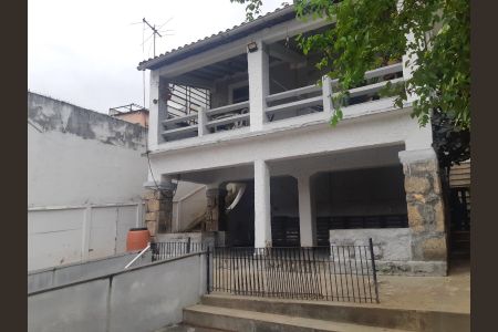 Casa à venda com 320m², 3 quartos e 1 vagaÁrea externa