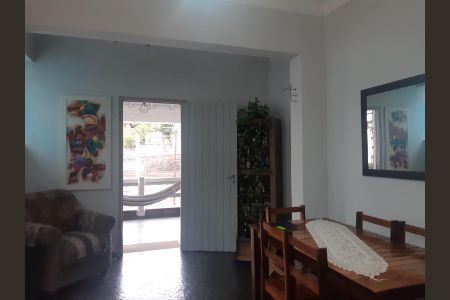 Casa à venda com 320m², 3 quartos e 1 vagaSala