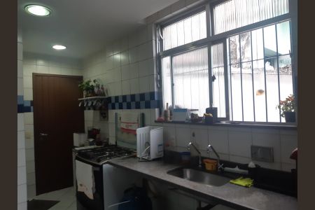 Casa à venda com 320m², 3 quartos e 1 vagaCozinha