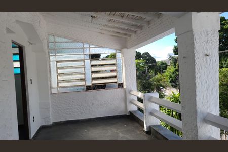 Casa à venda com 320m², 3 quartos e 1 vagaÁrea externa