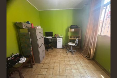 Casa à venda com 280m², 4 quartos e 3 vagas Casa à venda com 280m², 4 quartos e 3 vagasFoto 01