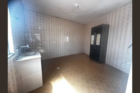 Casa à venda com 280m², 4 quartos e 3 vagas Casa à venda com 280m², 4 quartos e 3 vagasFoto 01
