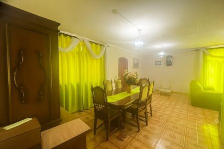 Foto 01 de casa à venda com 4 quartos, 280m² em Jardim Inga, São Paulo