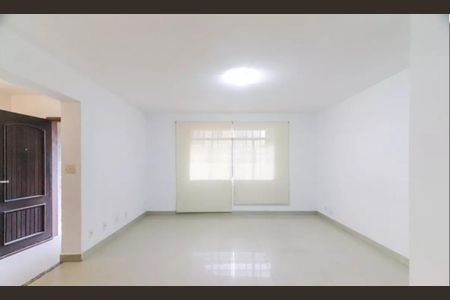 Foto 01 de casa à venda com 3 quartos, 220m² em Jardim Trussardi, São Paulo