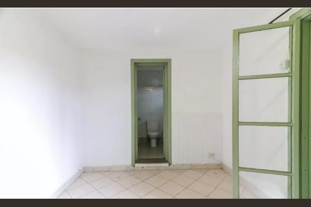 Foto 01 de casa à venda com 3 quartos, 220m² em Jardim Trussardi, São Paulo