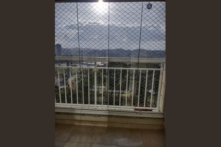 Apartamento à venda com 72m², 3 quartos e 1 vaga Apartamento à venda com 72m², 3 quartos e 1 vagaVaranda