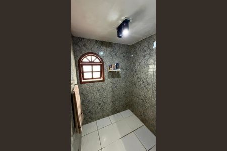 Casa para alugar com 180m², 4 quartos e 6 vagas Casa para alugar com 180m², 4 quartos e 6 vagasBanheiro