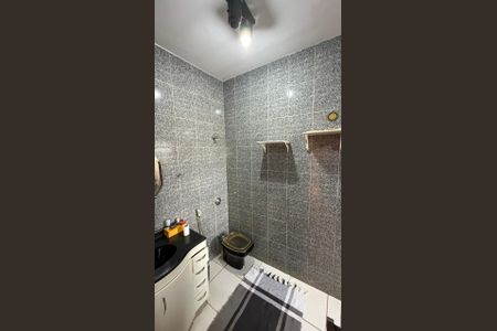 Banheiro de casa para alugar com 4 quartos, 180m² em Conjunto Ademar Maldonado, Belo Horizonte