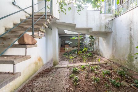 Casa à venda com 238m², 4 quartos e 1 vagaJardim