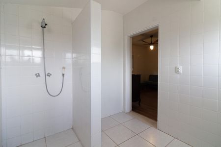 Casa à venda com 238m², 4 quartos e 1 vagaBanheiro 1