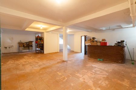 Casa à venda com 238m², 4 quartos e 1 vagaSalão de festas