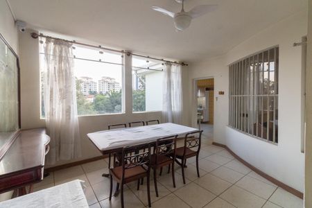 Casa à venda com 238m², 4 quartos e 1 vagaSala de Jantar