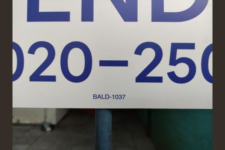 Casa à venda com 238m², 4 quartos e 1 vagaPlaca do QuintoAndar código BALD-1037