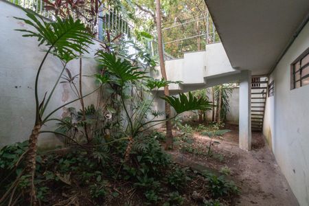 Casa à venda com 238m², 4 quartos e 1 vagaJardim