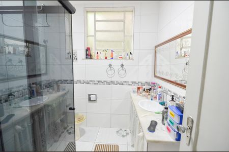 Casa para alugar com 117m², 2 quartos e 1 vaga Casa para alugar com 117m², 2 quartos e 1 vagaBanheiro Social