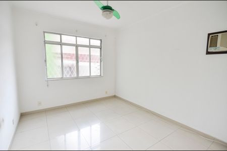 Casa para alugar com 117m², 2 quartos e 1 vaga Casa para alugar com 117m², 2 quartos e 1 vagaQuarto