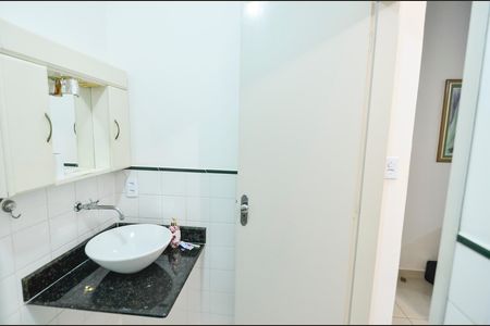 Casa para alugar com 117m², 2 quartos e 1 vaga Casa para alugar com 117m², 2 quartos e 1 vagaBanheiro da Suíte