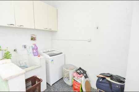 Casa para alugar com 117m², 2 quartos e 1 vaga Casa para alugar com 117m², 2 quartos e 1 vagaÁrea de Serviço