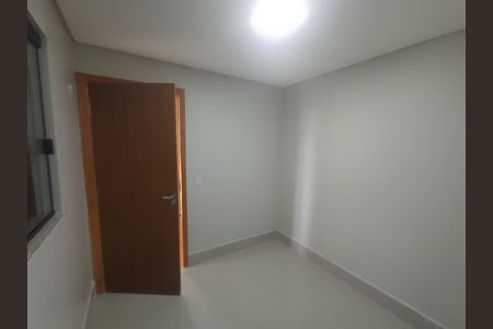 Apartamento à venda com 2 quartos, 65m² em Setor Habitacional Vicente Pires, Brasília