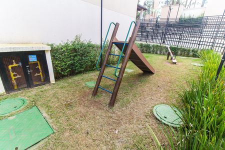 Apartamento para alugar com 47m², 2 quartos e sem vaga Apartamento para alugar com 47m², 2 quartos e sem vagaÁrea comum - Playground