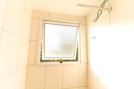 Apartamento para alugar com 47m², 2 quartos e sem vaga Apartamento para alugar com 47m², 2 quartos e sem vagaBanheiro