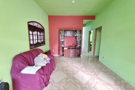 Casa para alugar com 90m², 3 quartos e 1 vaga Casa para alugar com 90m², 3 quartos e 1 vagaSala