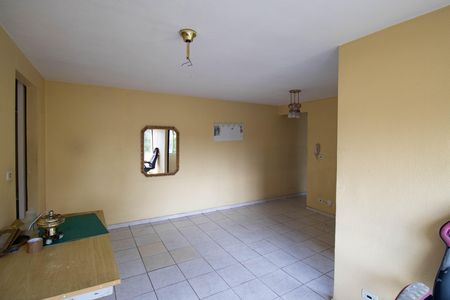 Apartamento à venda com 70m², 2 quartos e sem vaga Apartamento à venda com 70m², 2 quartos e sem vagaSala