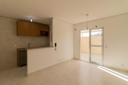 Sala de apartamento para alugar com 3 quartos, 96m² em Vila Rosalia, Guarulhos