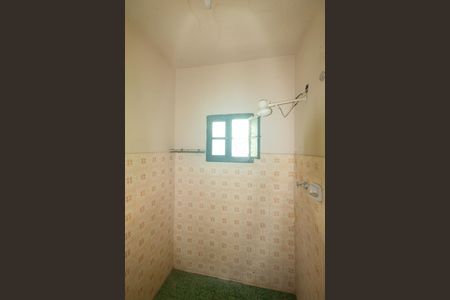 Casa para alugar com 60m², 2 quartos e 1 vaga Casa para alugar com 60m², 2 quartos e 1 vagaBanheiro