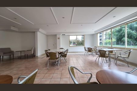 Apartamento à venda com 100m², 3 quartos e 2 vagas Apartamento à venda com 100m², 3 quartos e 2 vagasÁrea comum - Salão de festas