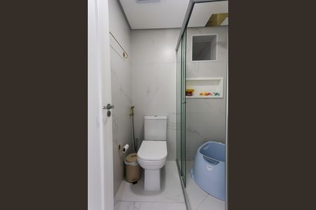 Apartamento à venda com 100m², 3 quartos e 2 vagas Apartamento à venda com 100m², 3 quartos e 2 vagasBanheiro