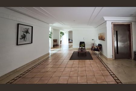 Apartamento à venda com 100m², 3 quartos e 2 vagas Apartamento à venda com 100m², 3 quartos e 2 vagashall