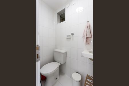 Apartamento à venda com 100m², 3 quartos e 2 vagas Apartamento à venda com 100m², 3 quartos e 2 vagasÁrea de Serviço