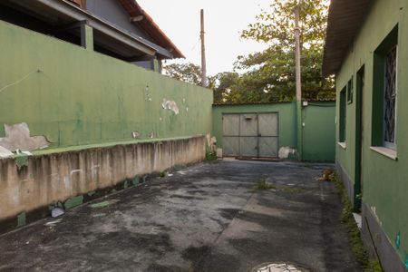 Casa para alugar com 60m², 2 quartos e 1 vaga Casa para alugar com 60m², 2 quartos e 1 vagaGaragem